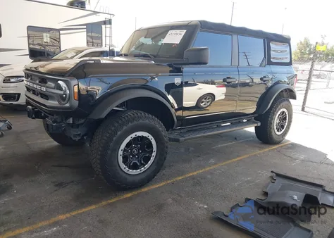 2021 Ford Bronco Big Bend z USA, uszkodzony, nr VIN 1FMEE5DP7MLA74480